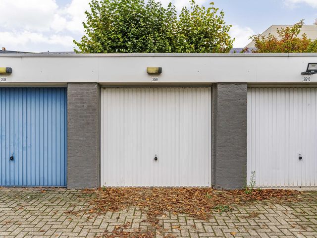 Julianastraat 8, Geleen