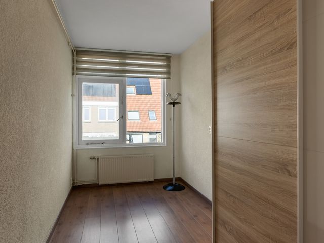 Nieuwendamstraat 16, Zaandam