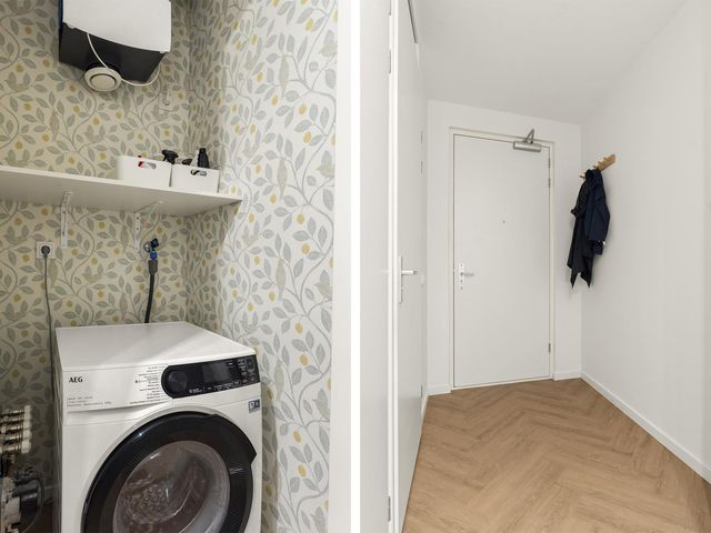 Beneluxlaan 919, Almere