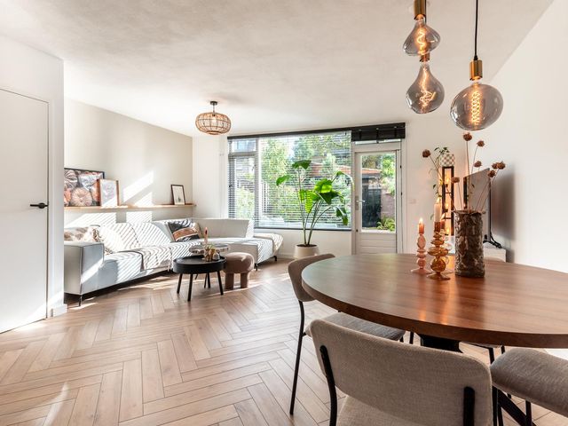 Veenmospad 8, Almere