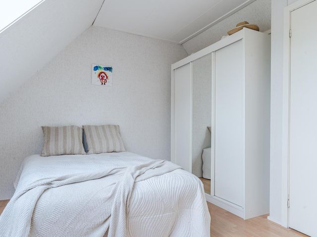 Het Erf 11, Bovenkarspel