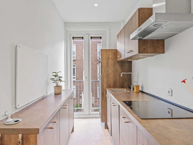 Buizerdstraat 8B, Rotterdam