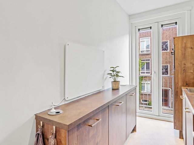 Buizerdstraat 8B, Rotterdam