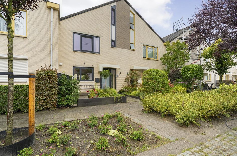 Lou Costellostraat 5