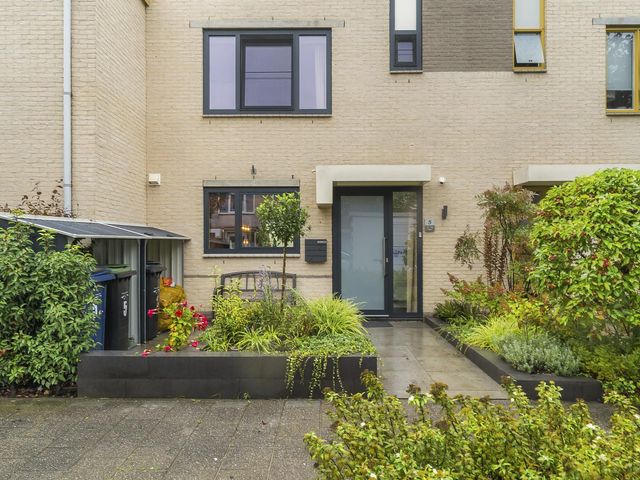 Lou Costellostraat 5, Almere