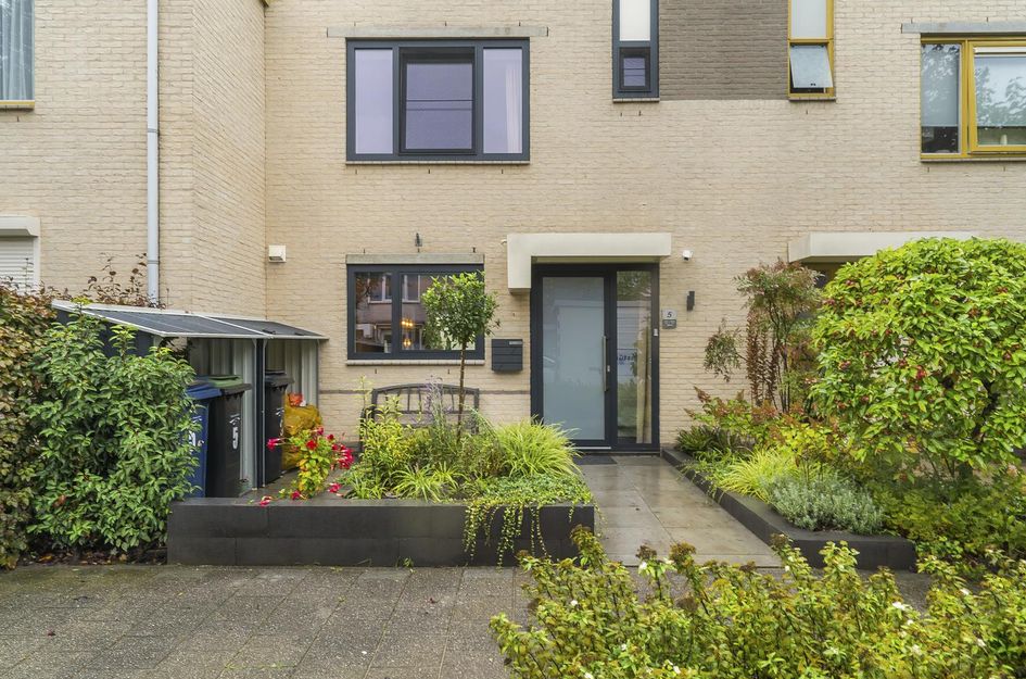 Lou Costellostraat 5