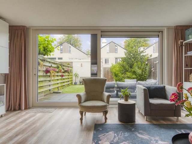 Lou Costellostraat 5, Almere