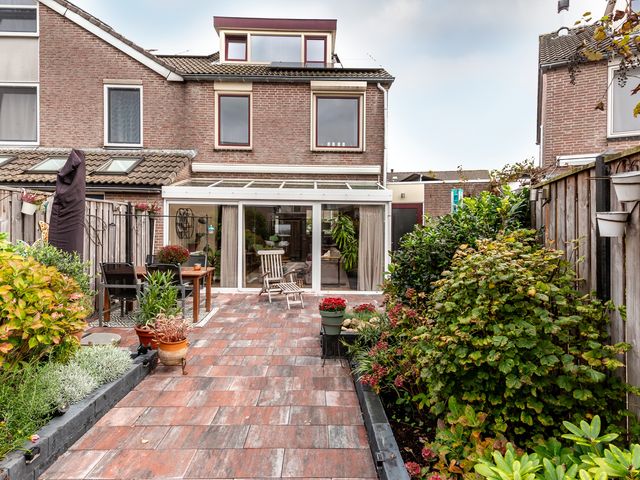 Alban Bergstraat 6, Almere