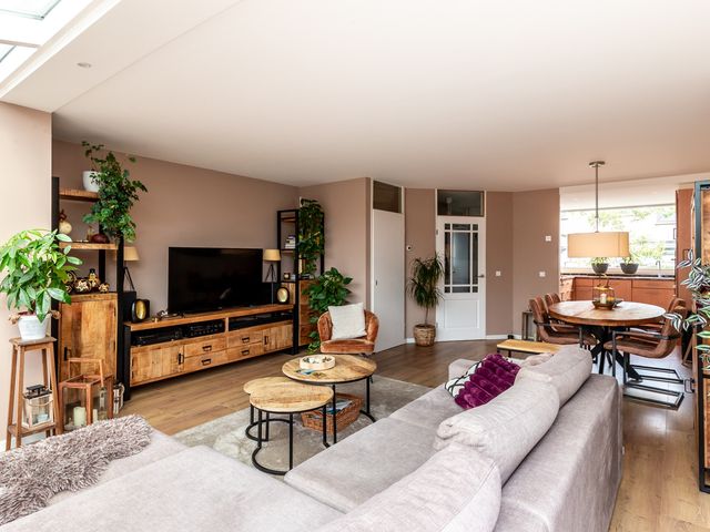 Alban Bergstraat 6, Almere