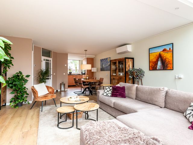 Alban Bergstraat 6, Almere