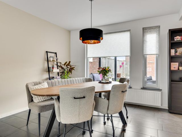 Magnoliastraat 42, Nederweert