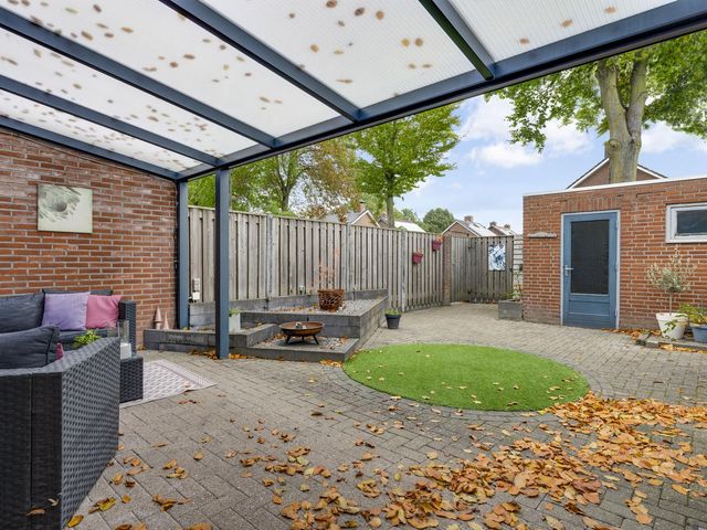 Magnoliastraat 42, Nederweert