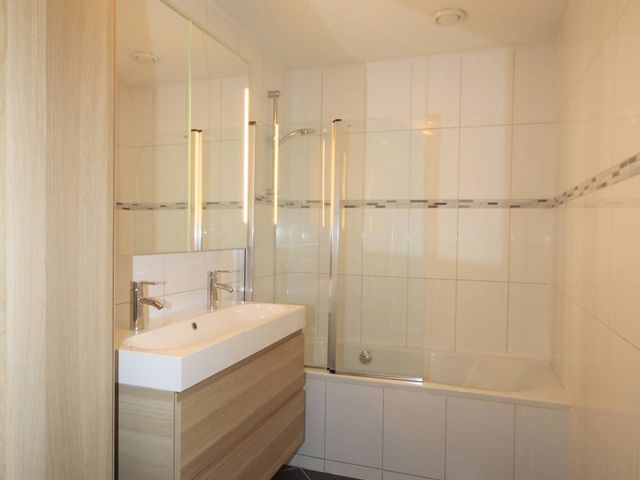 Waldeck Pyrmontkade 105, 's-Gravenhage