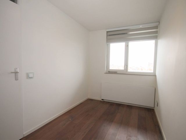 Waldeck Pyrmontkade 105, 's-Gravenhage