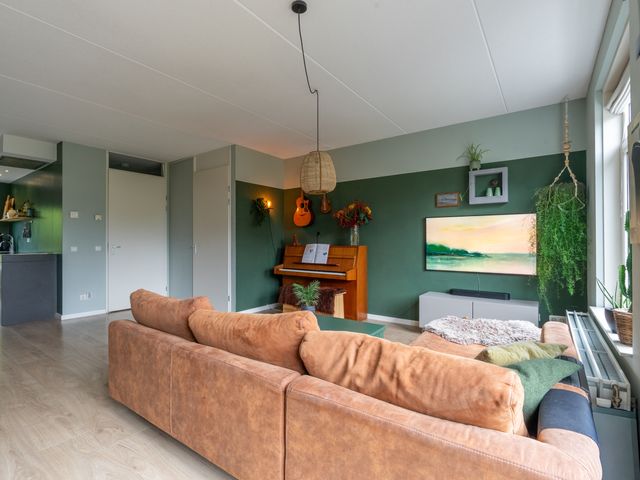 Fluweelboomstraat 27, Lent