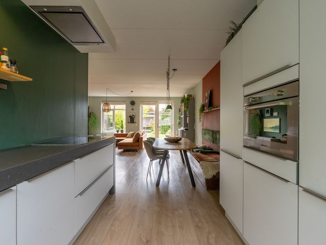 Fluweelboomstraat 27, Lent