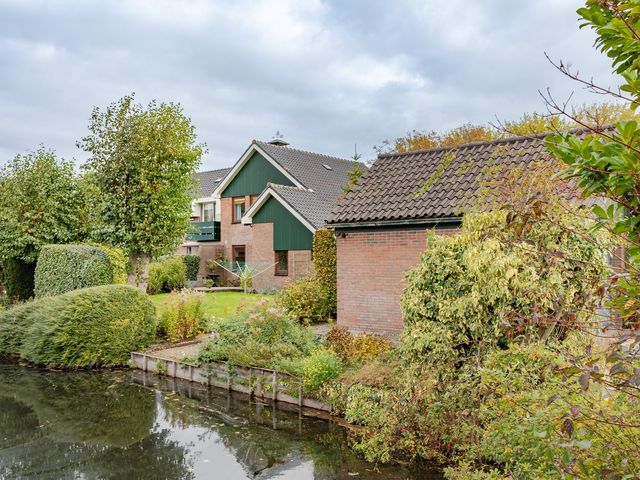 Dr. C.J.K. Van Aalstweg 17, Hoorn