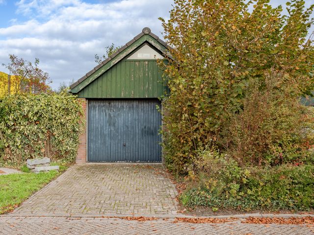 Dr. C.J.K. Van Aalstweg 17, Hoorn