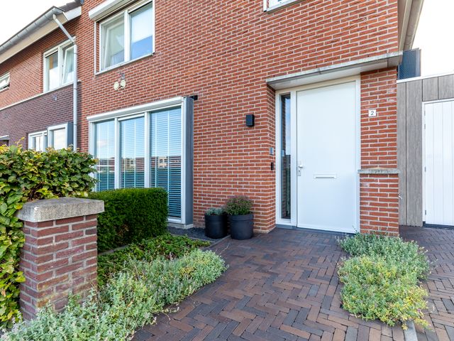 Emailleerstraat 2, Gaanderen