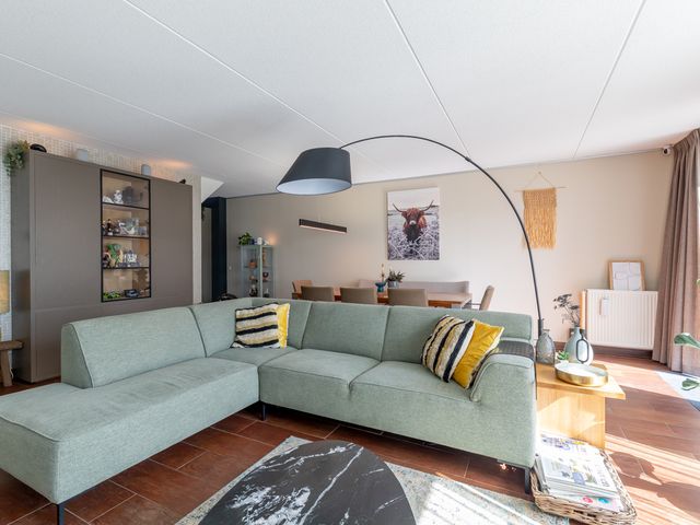 Emailleerstraat 2, Gaanderen