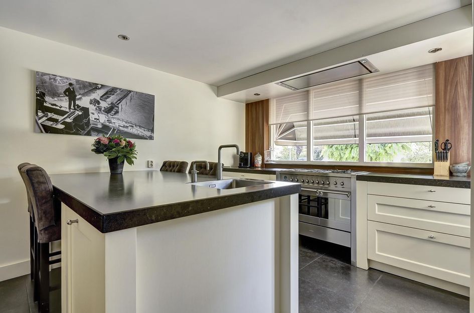 Helen Parkhurstweg 4