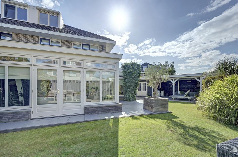 Helen Parkhurstweg 4