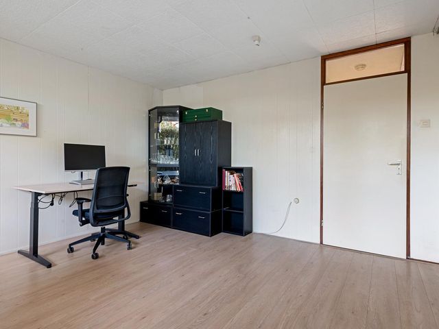 Rode Klaver 81, Uithoorn