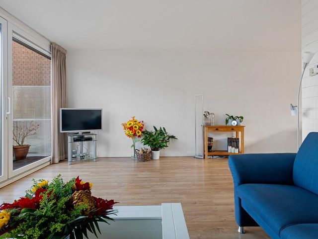 Rode Klaver 81, Uithoorn