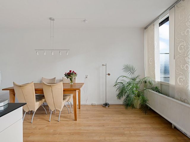 Rode Klaver 81, Uithoorn