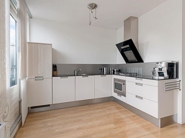 Rode Klaver 81, Uithoorn