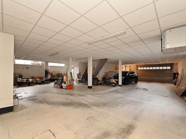 Auvergnestraat 28, Bergen op Zoom