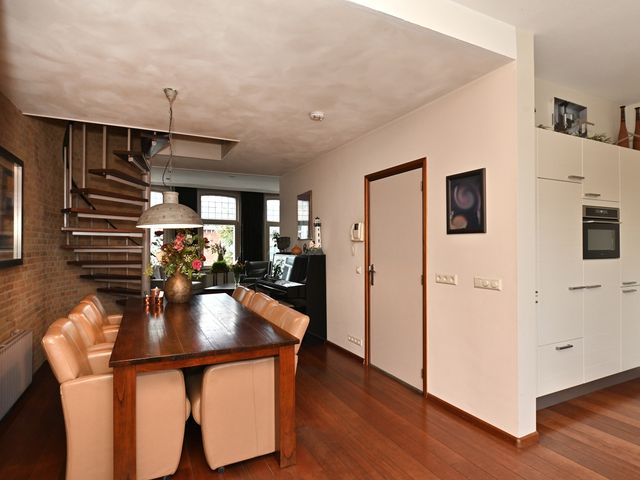 Auvergnestraat 28, Bergen op Zoom