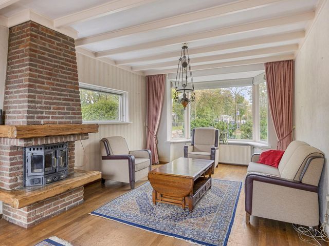 Lindelaan 2, Hoogland