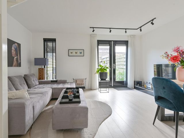 Atalanta 32, Hoogeveen