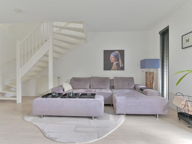 Atalanta 32, Hoogeveen