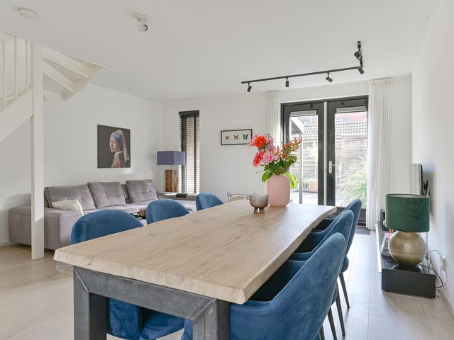 Atalanta 32, Hoogeveen