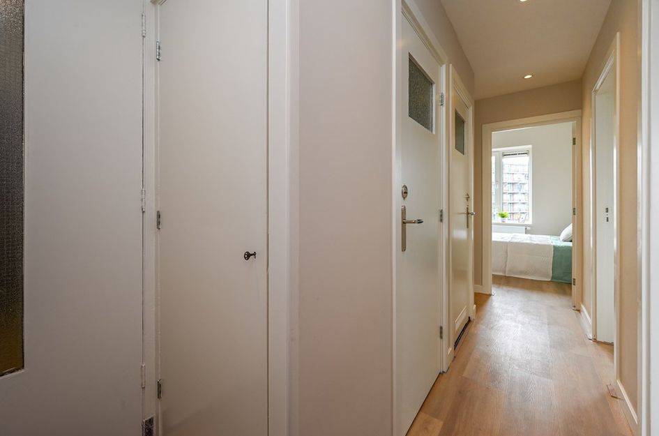 Admiraal de Ruyterweg 37D