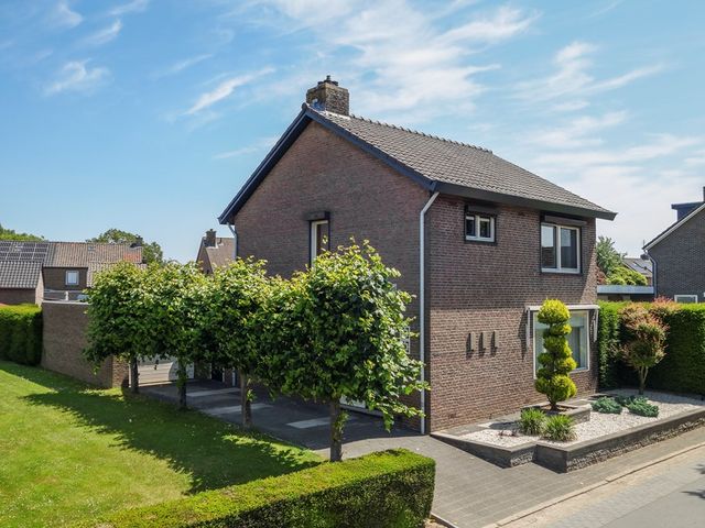 Hubertusstraat 25, Beek