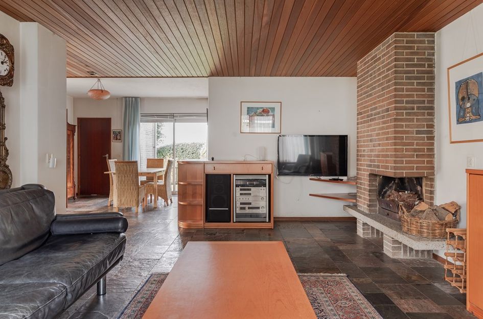 Dr. C.J.K. van Aalstweg 17