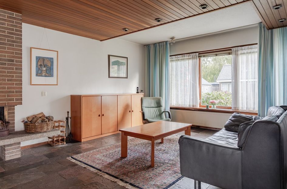 Dr. C.J.K. van Aalstweg 17