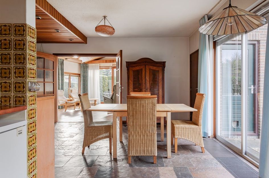 Dr. C.J.K. van Aalstweg 17