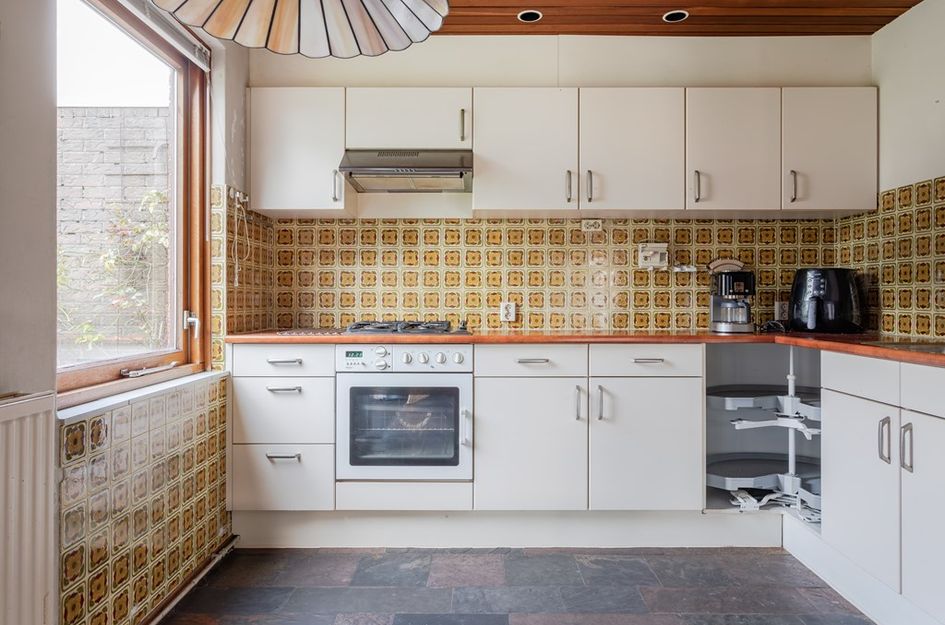 Dr. C.J.K. van Aalstweg 17