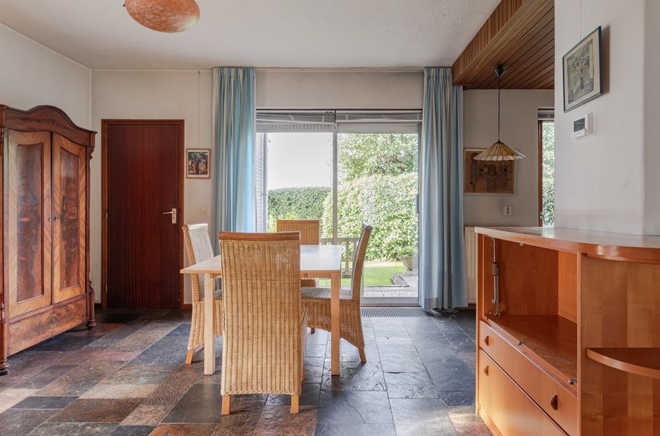 Dr. C.J.K. van Aalstweg 17