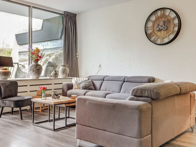 Sint Hubertus 344, Ede