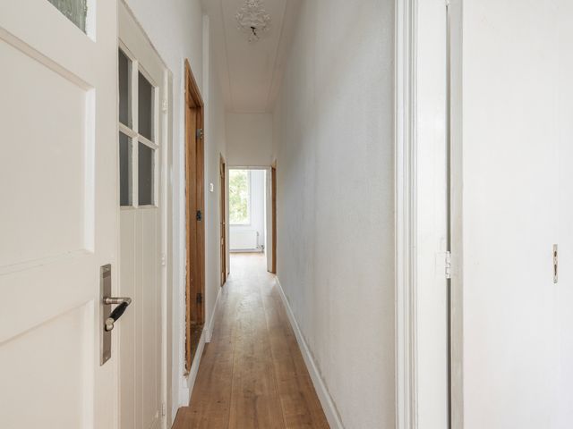 Spoorsingel 74B02, Rotterdam