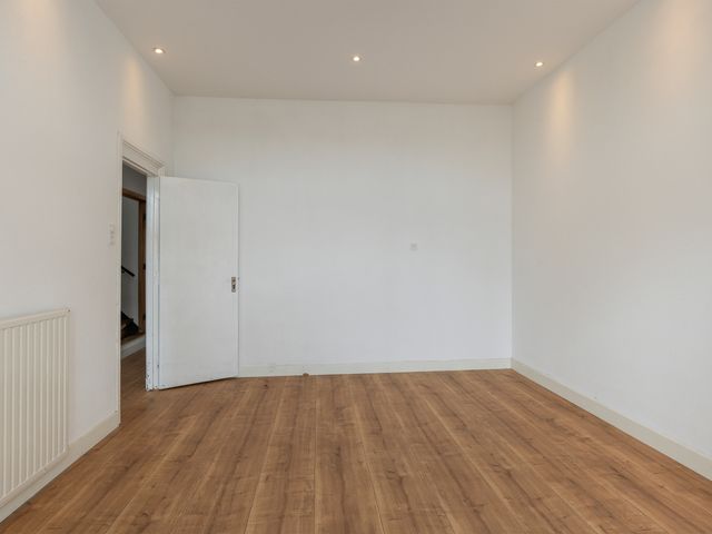 Spoorsingel 74B02, Rotterdam