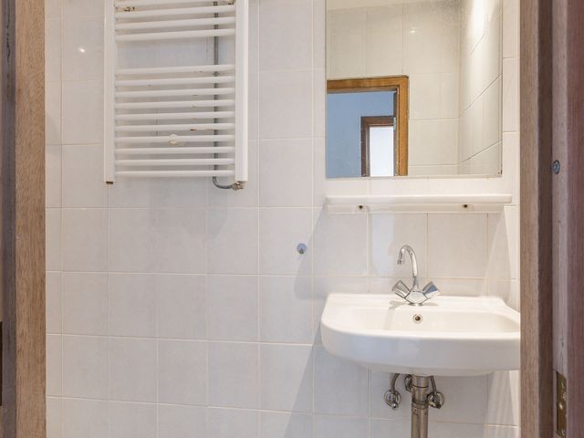 Spoorsingel 74B02, Rotterdam