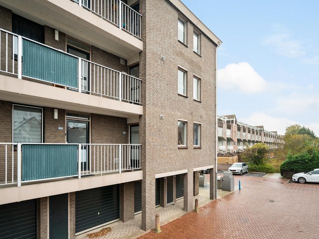 Lissenvaart 103, Zoetermeer