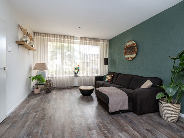 Coosenhoekstraat 28, Vierpolders