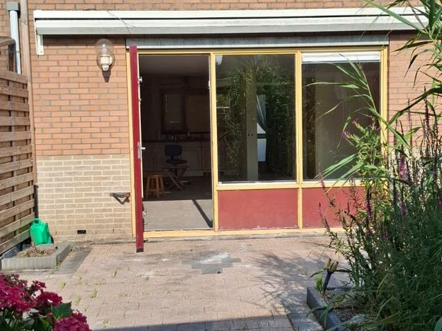 Leeuwstraat 68, Almere